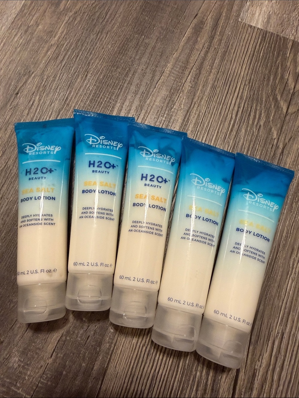 H2O+ Beauty Sea Salt Body Lotion - Blue/White